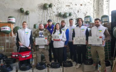 Благодійний фонд “НАДІЯ” рятує життя: 110 апаратів EASY PULSE для передової Благодійний фонд “НАДІЯ” рятує життя: 110 апаратів EASY PULSE для передової